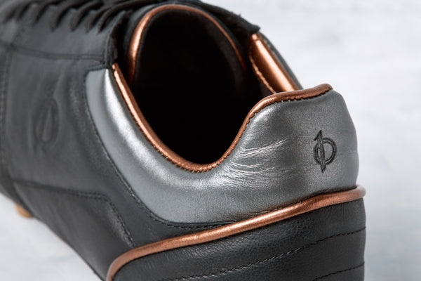 Unozero Black Cali Soccer Cleats