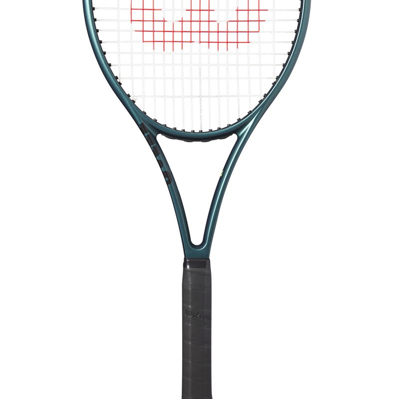 Wilson Blade 100 v9 Tennis Racquet
