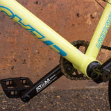 Load image into Gallery viewer, Eastern Bikes Javelin Bike