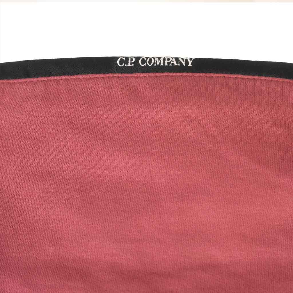 [C.P. Company] Light Fleece Zipped Lens Hoodie in Red Bud