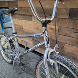 Load image into Gallery viewer, Hutch Pro Street Bike