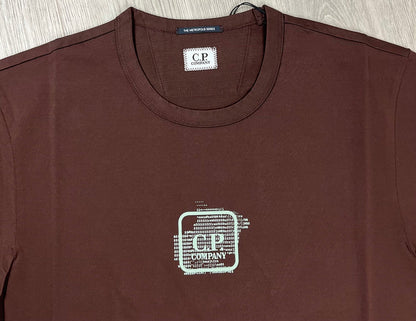 Cp Company 049A Graphic Logo T-Shirt In Rum Raisin