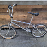 Load image into Gallery viewer, Hutch Pro Street Bike