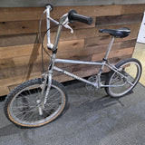 Load image into Gallery viewer, Hutch Pro Street Bike