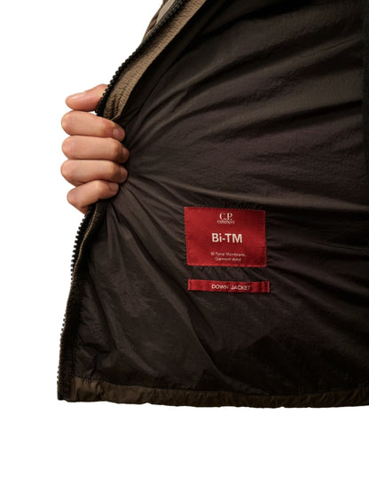Cp Company 265A Lens Bi-Tm Down Jacket In Walnut Brown