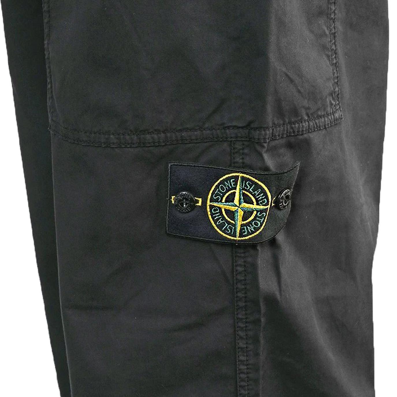 [Stone Island] Loose Fit Cotton Cargo Trousers in Black